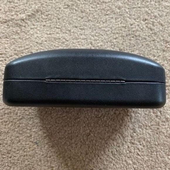 Nike Hard Shell Eyeglass Case - Picture 4 of 6